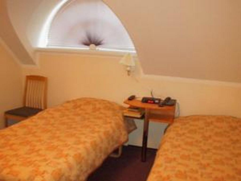 Hotell De Tolly Tõrve Rum bild